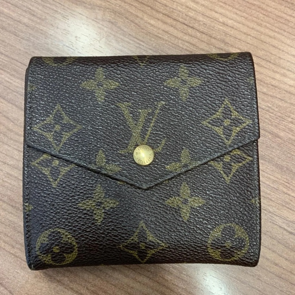 Louis Vuitton wallet